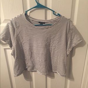 Black and white stripped crop top